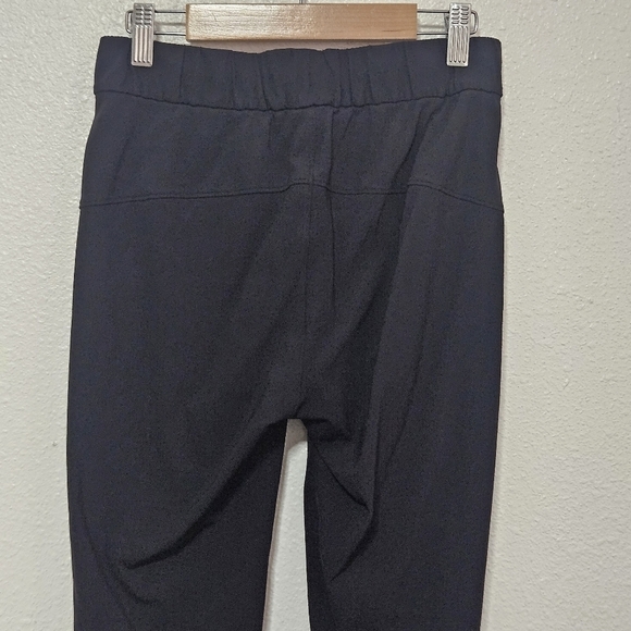 Lululemon Athletica cropped pants size 2 - Picture 6 of 13